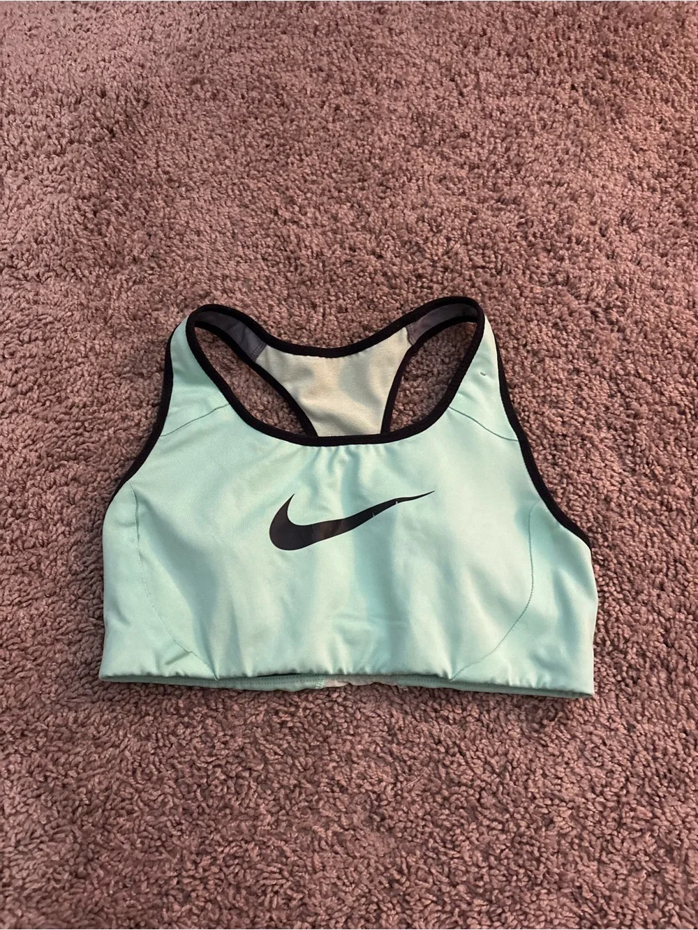 Nike doesn’t logos stretch
